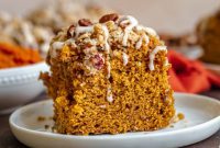 Spiced Pumpkin Crumble Coffee Cake