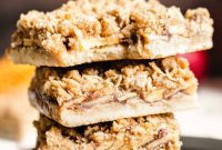 Sweet Apple Crumble Squares