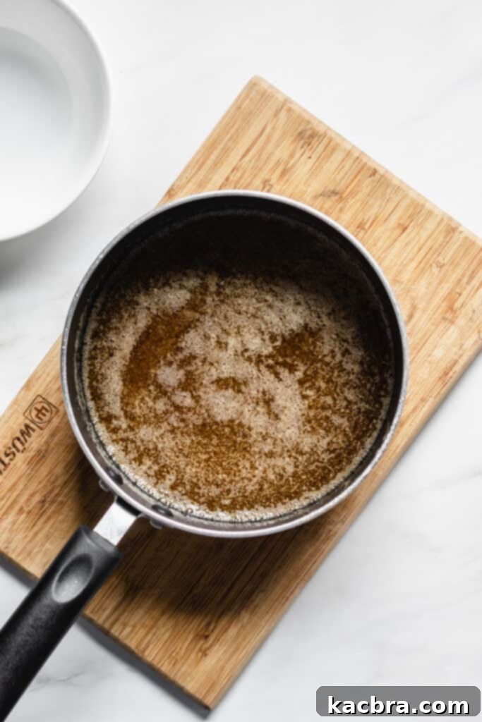 Karamel için yoğunlaştırılmış süt ekleme