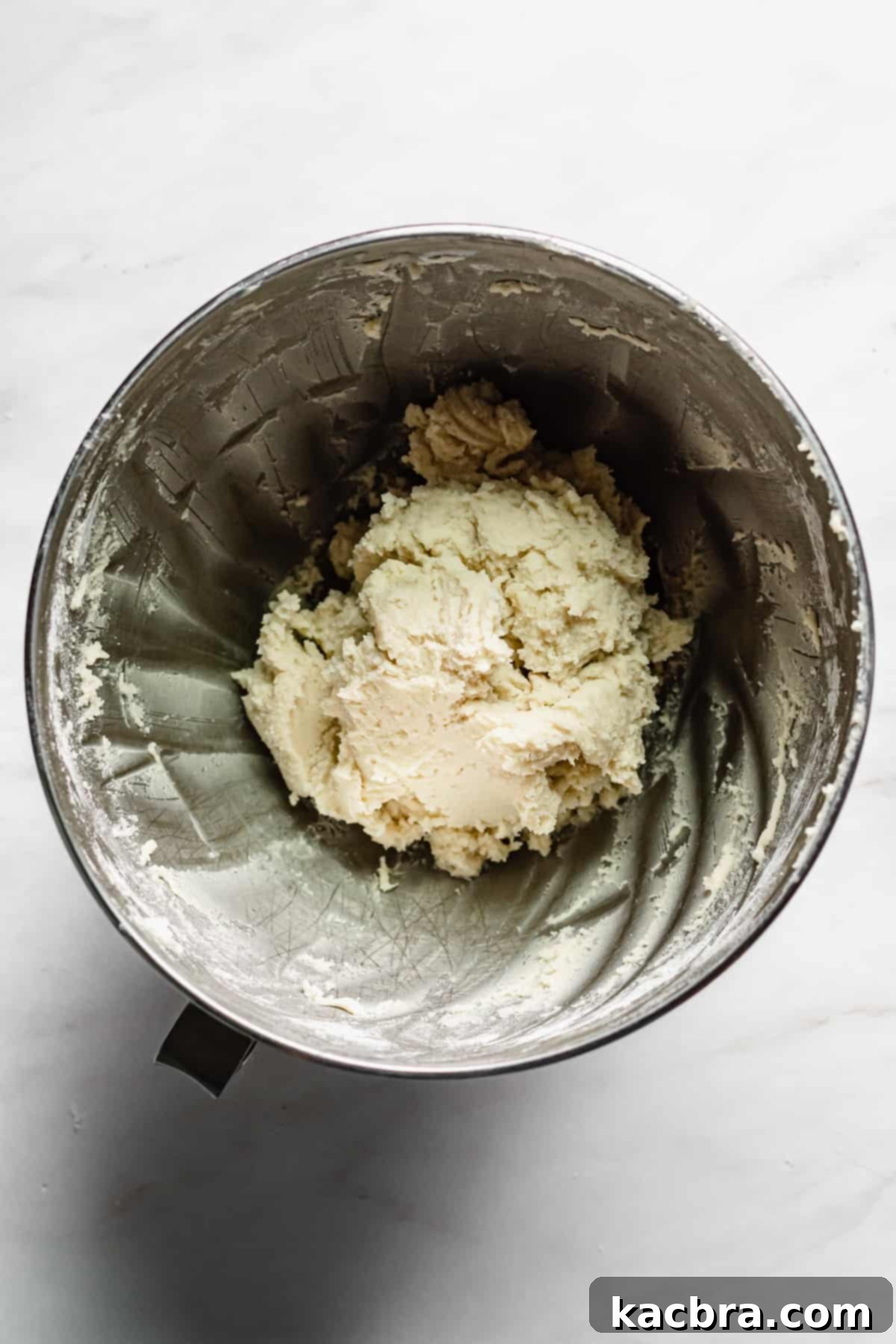 Finished dough in the bowl.